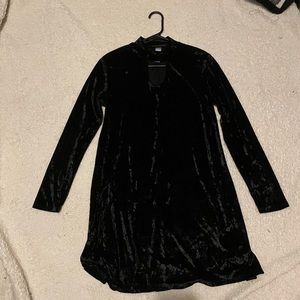 Black velvet dress